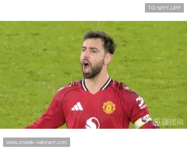 曼联计划世界杯前与B费展开续约谈判，葡萄牙人本赛季三度当选英超最佳